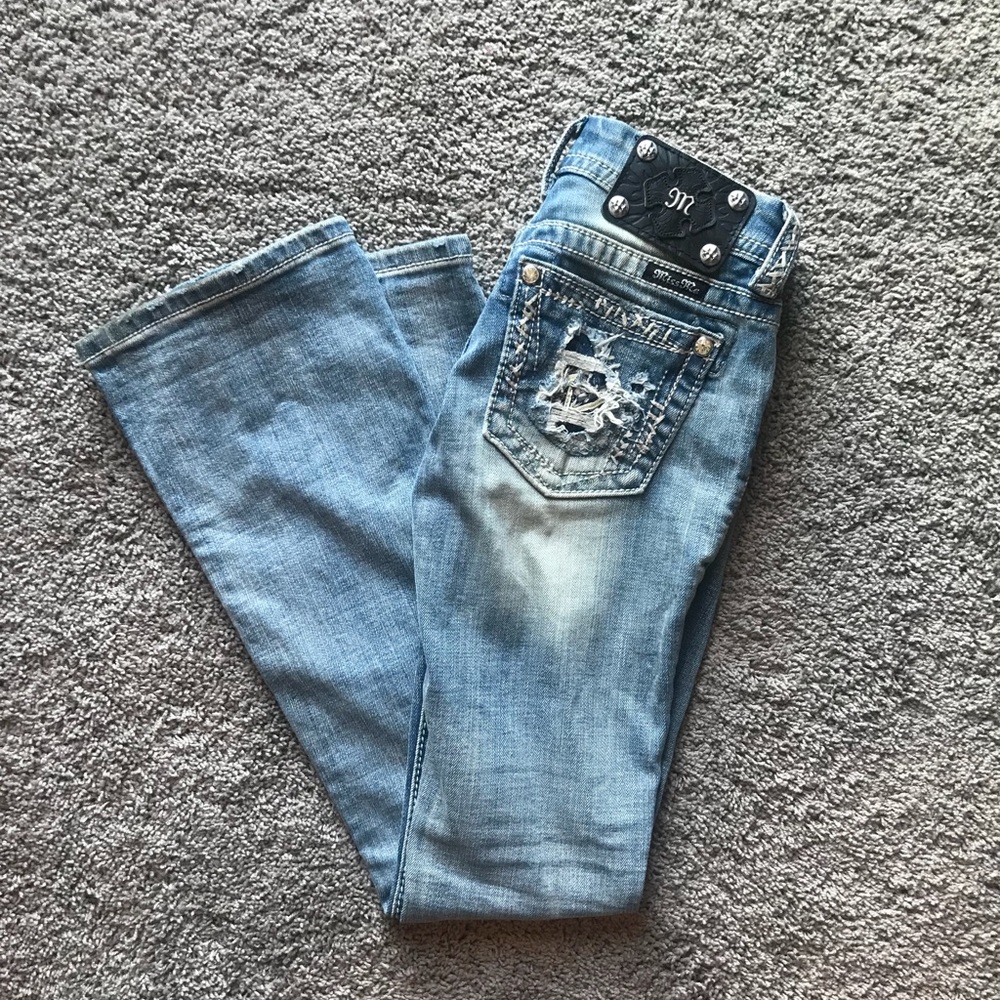 Miss Me Destroyed Bootcut Size 24, Inseam 31